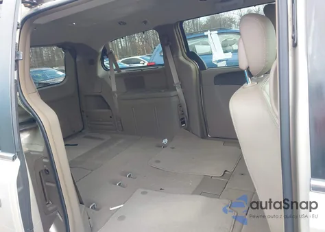 2015 Chrysler Town & Country Touring-L z USA, uszkodzony, nr VIN 2C4RC1CG0FR602635